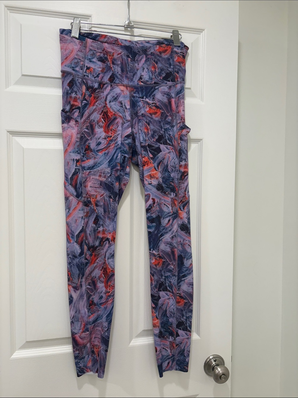 lululemon athletica womens Multi-Color Purple & Pink Abstract Leggings